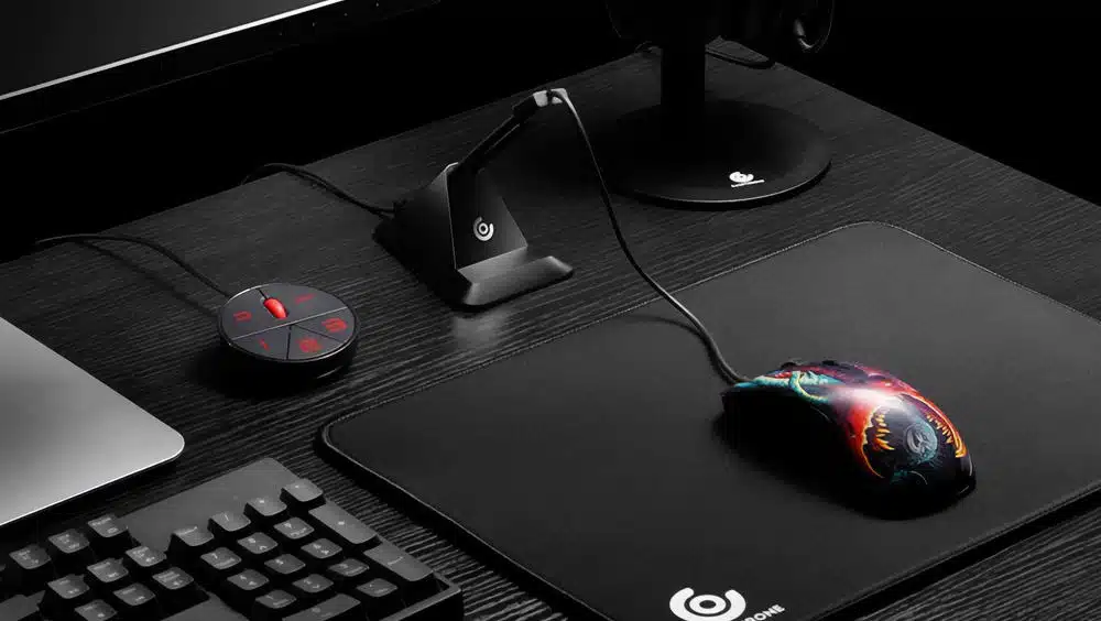 Razer Mouse Bungee V3 - Mouse Cable Holder (Spring Arm with Cable Clip, Heavy Non-Slip Base, Cable Management) Black