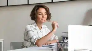 How to become an art director